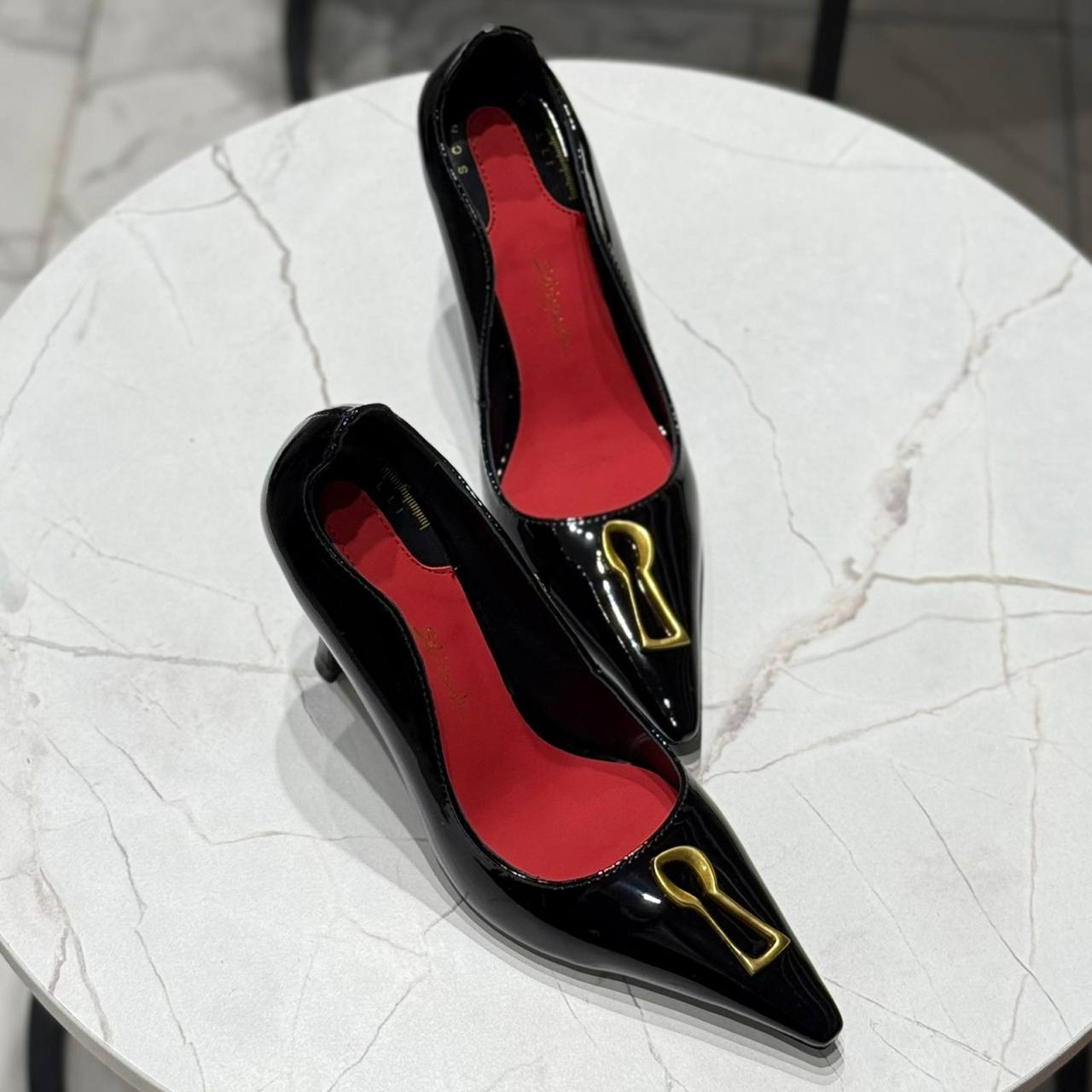 ТУФЛИ SCHIAPARELLI детальное фото