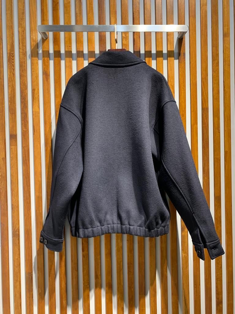 КУРТКА PRADA детальное фото