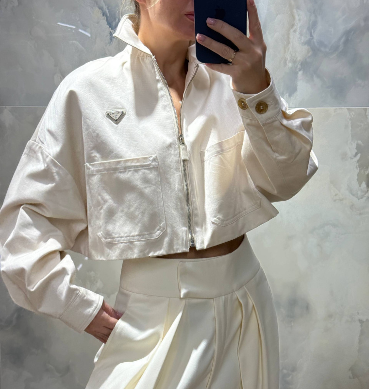 ВЕТРОВКА PRADA фото