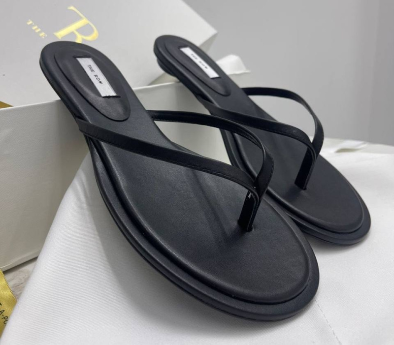 ШЛЕПКИ THE ROW фото