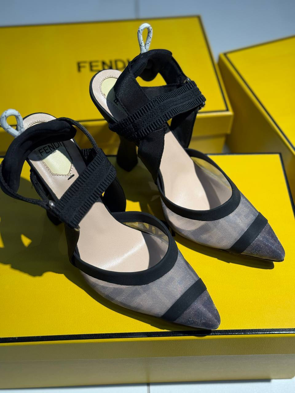 ТУФЛИ FENDI детальное фото