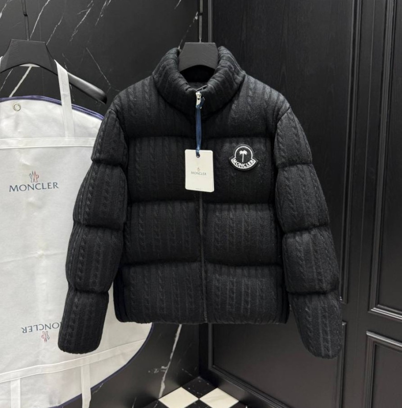 МУЖСКОЙ ПУХОВИК MONCLER фото