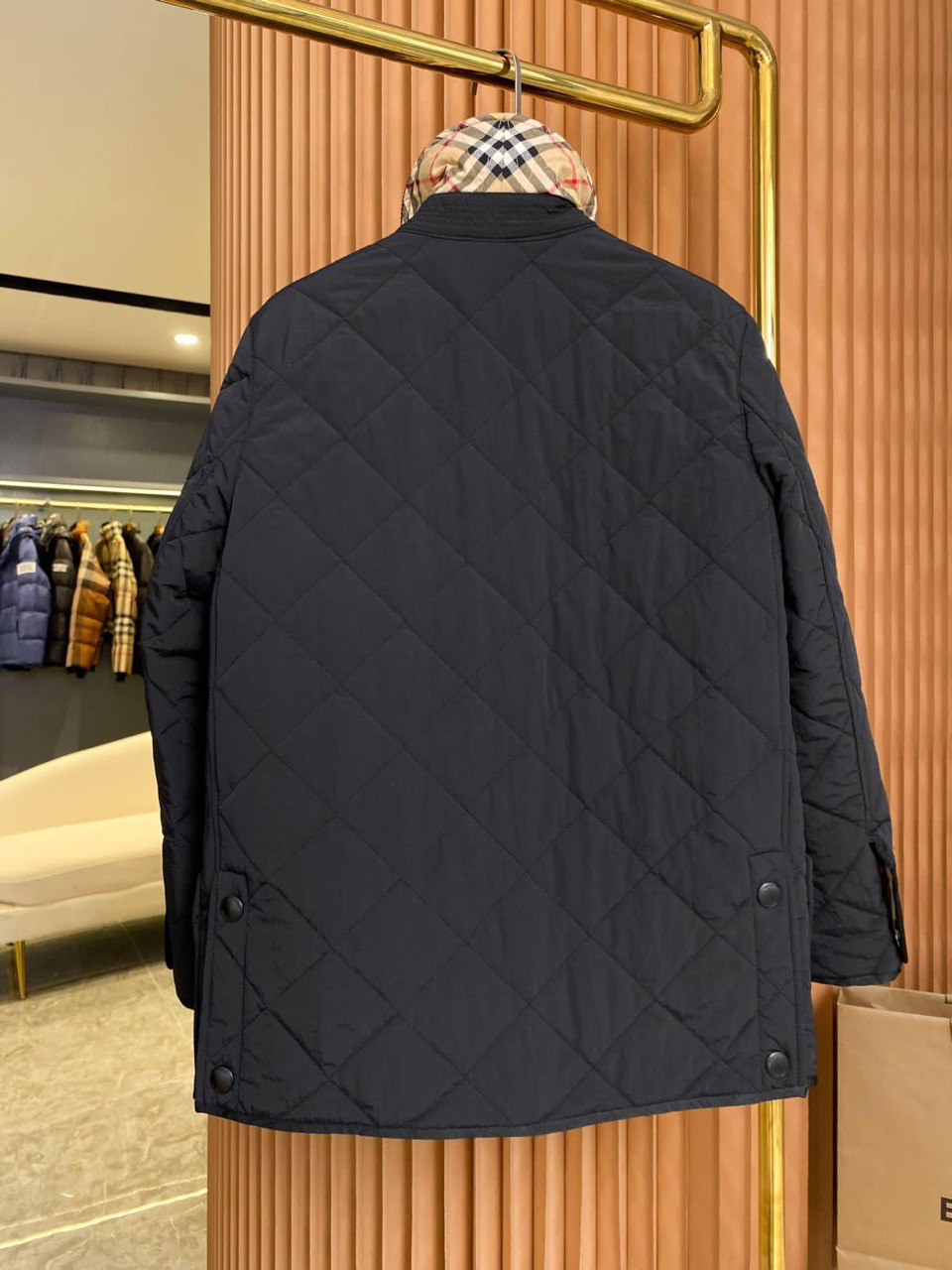 КУРТКА BURBERRY детальное фото