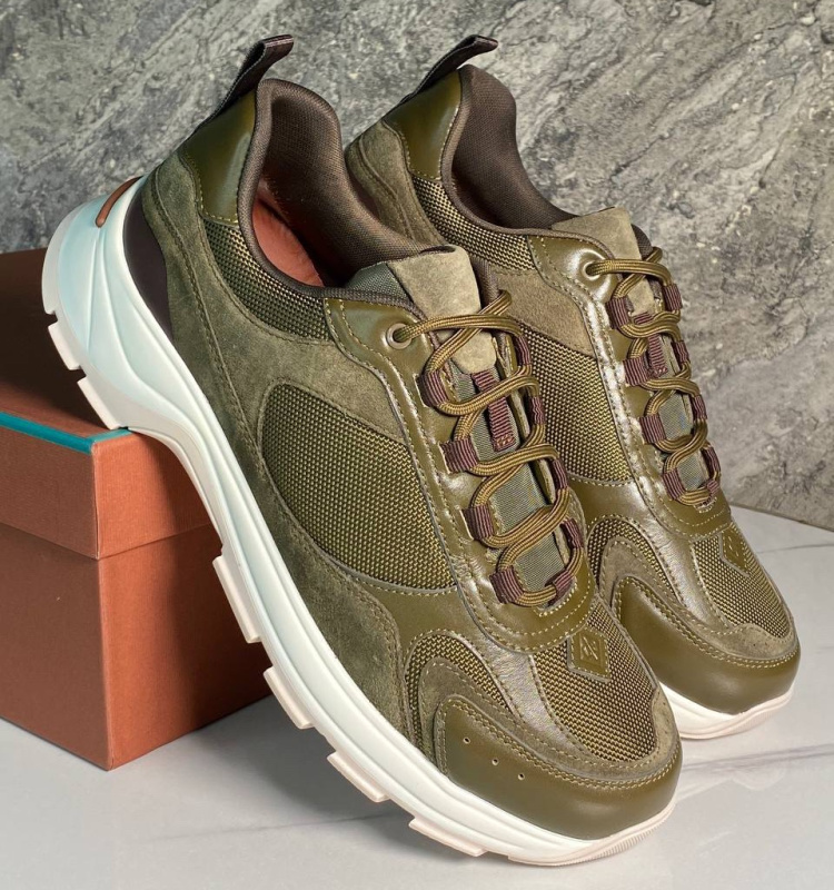 МУЖСКИЕ КРОССОВКИ LOUIS VUITTON фото