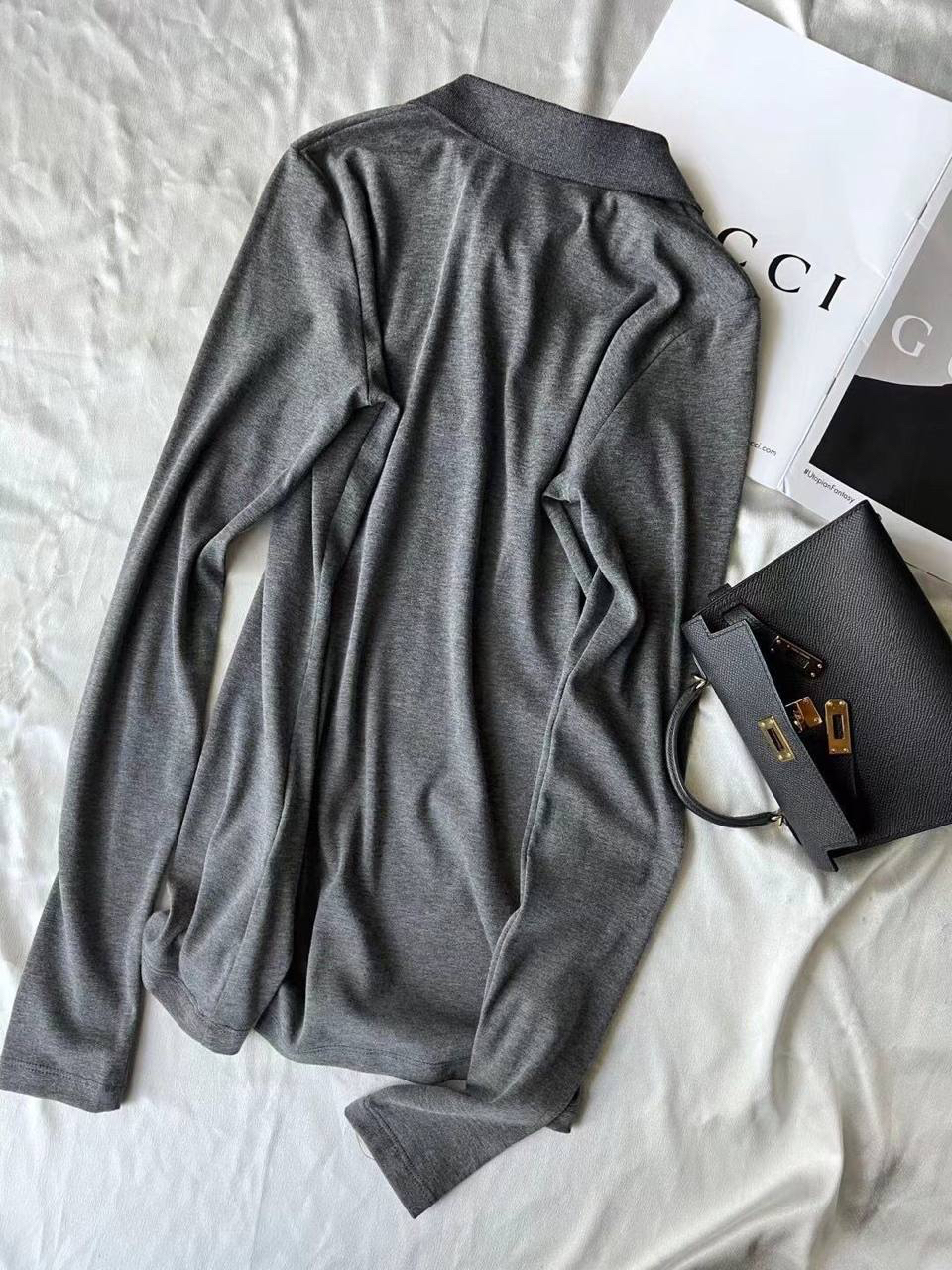 КОФТА PRADA детальное фото