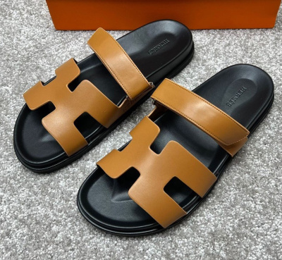 МУЖСКИЕ ШЛЕПКИ HERMES фото