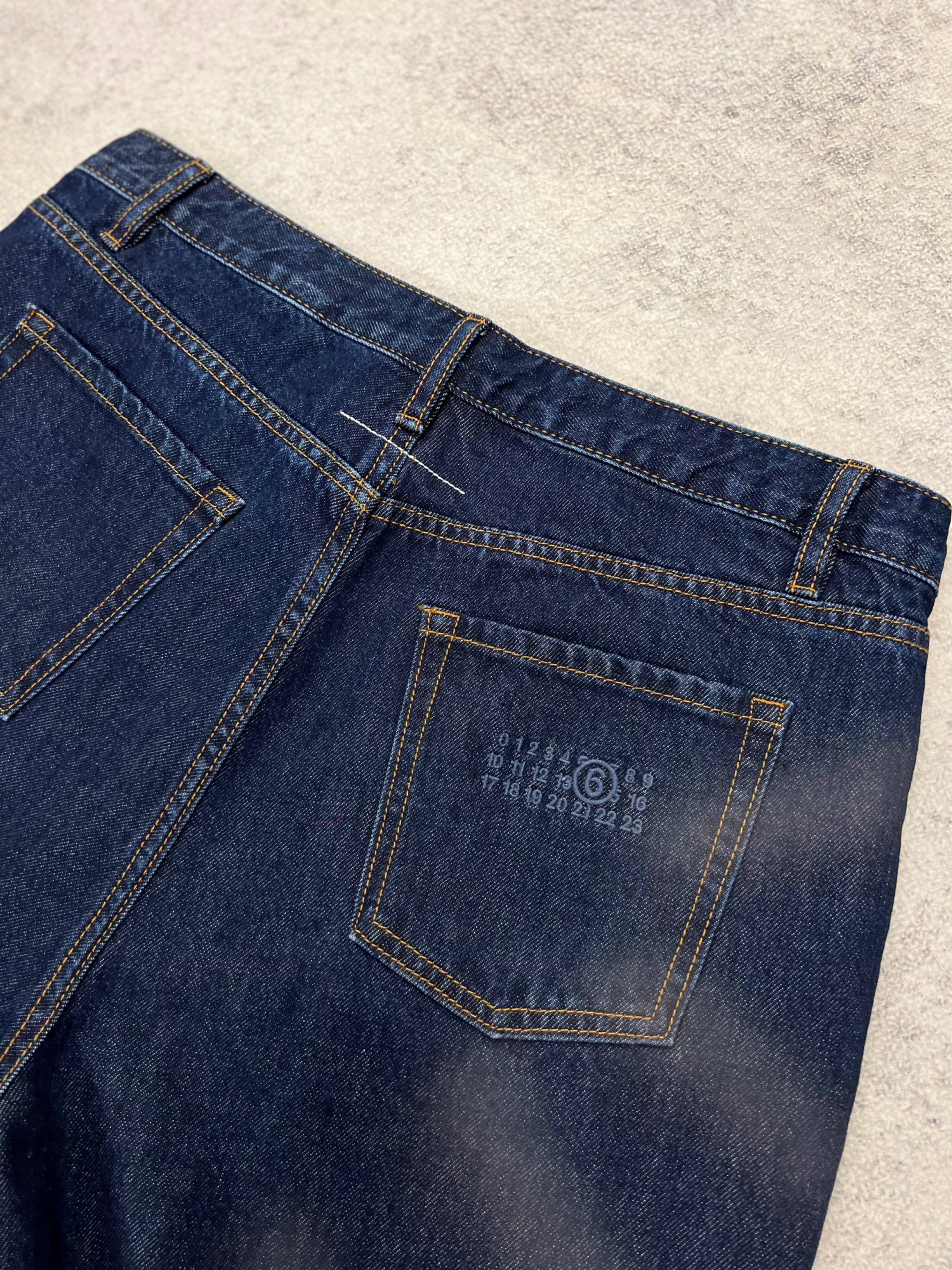 ШОРТЫ MAISON MARGIELA детальное фото