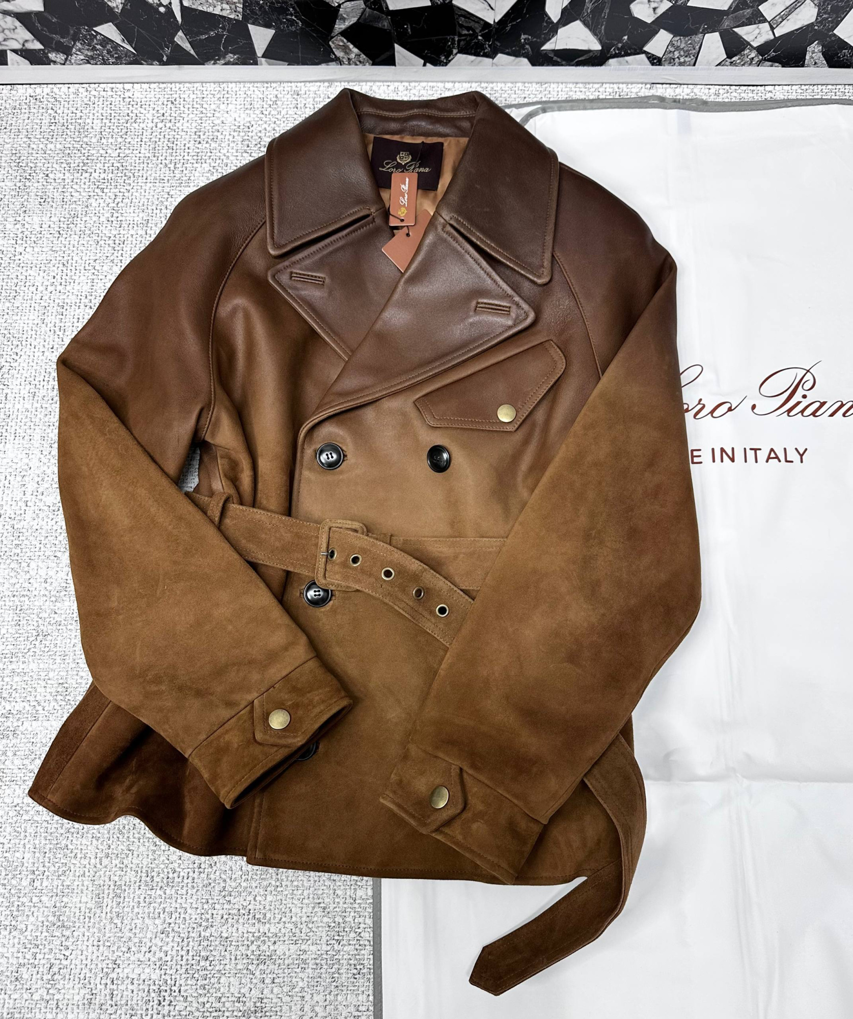 КУРТКА LORO PIANA детальное фото