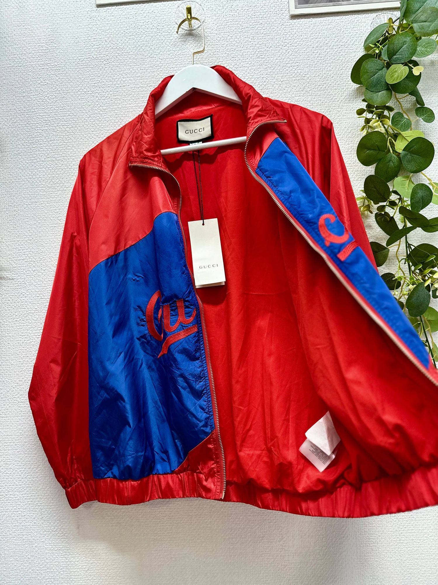 ВЕТРОВКА GUCCI детальное фото