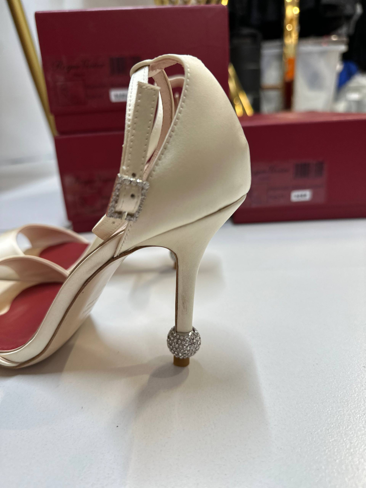 ТУФЛИ ROGER VIVIER детальное фото