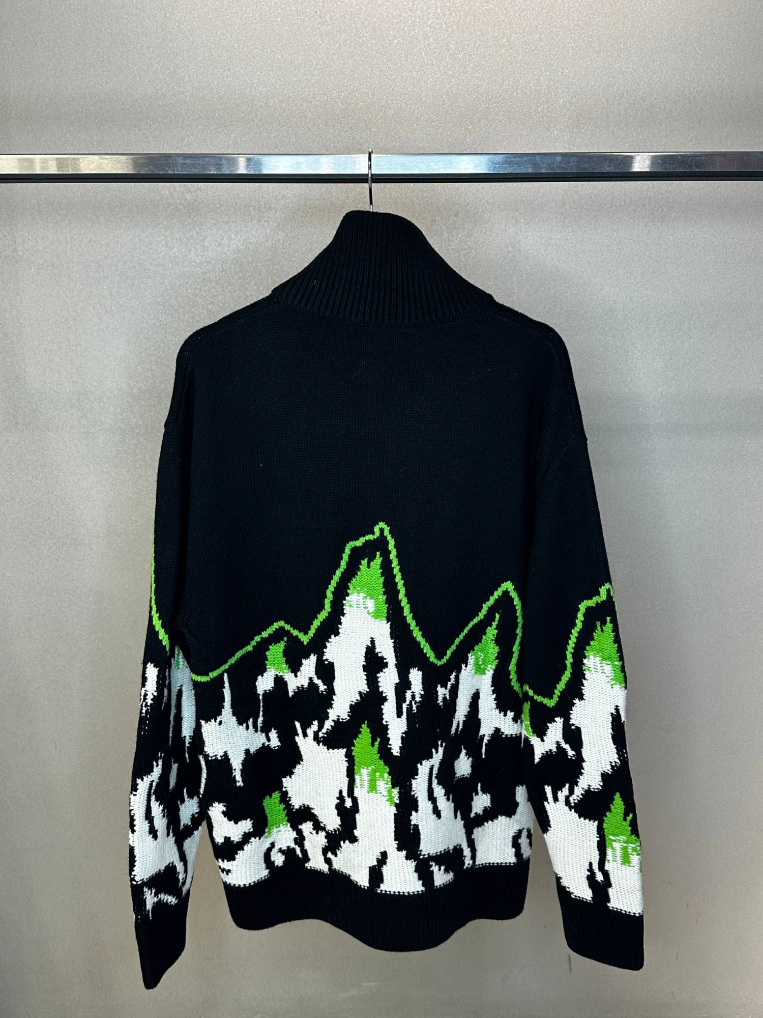 МУЖСКОЙ КАРДИГАН GUCCI детальное фото