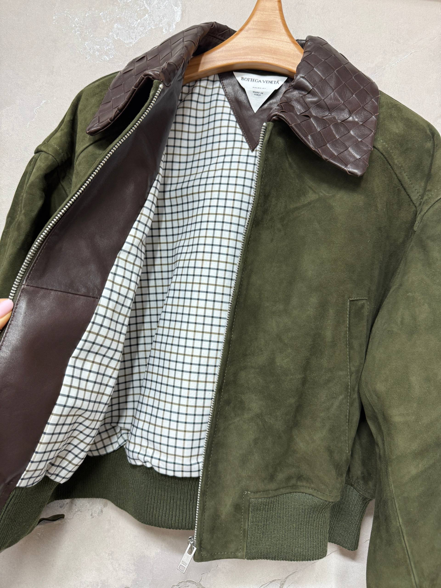 КУРТКА BOTTEGA VENETA детальное фото