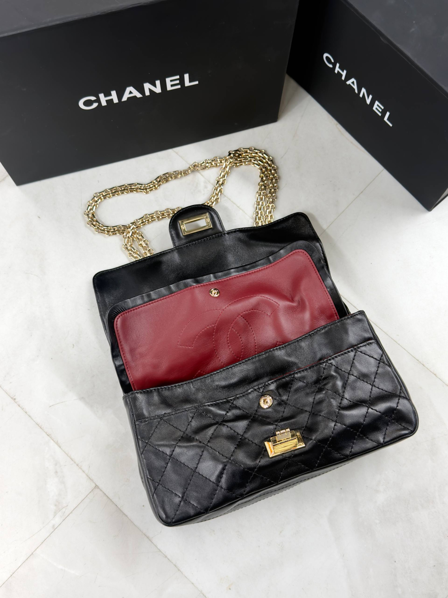СУМКА CHANEL 2.55 детальное фото
