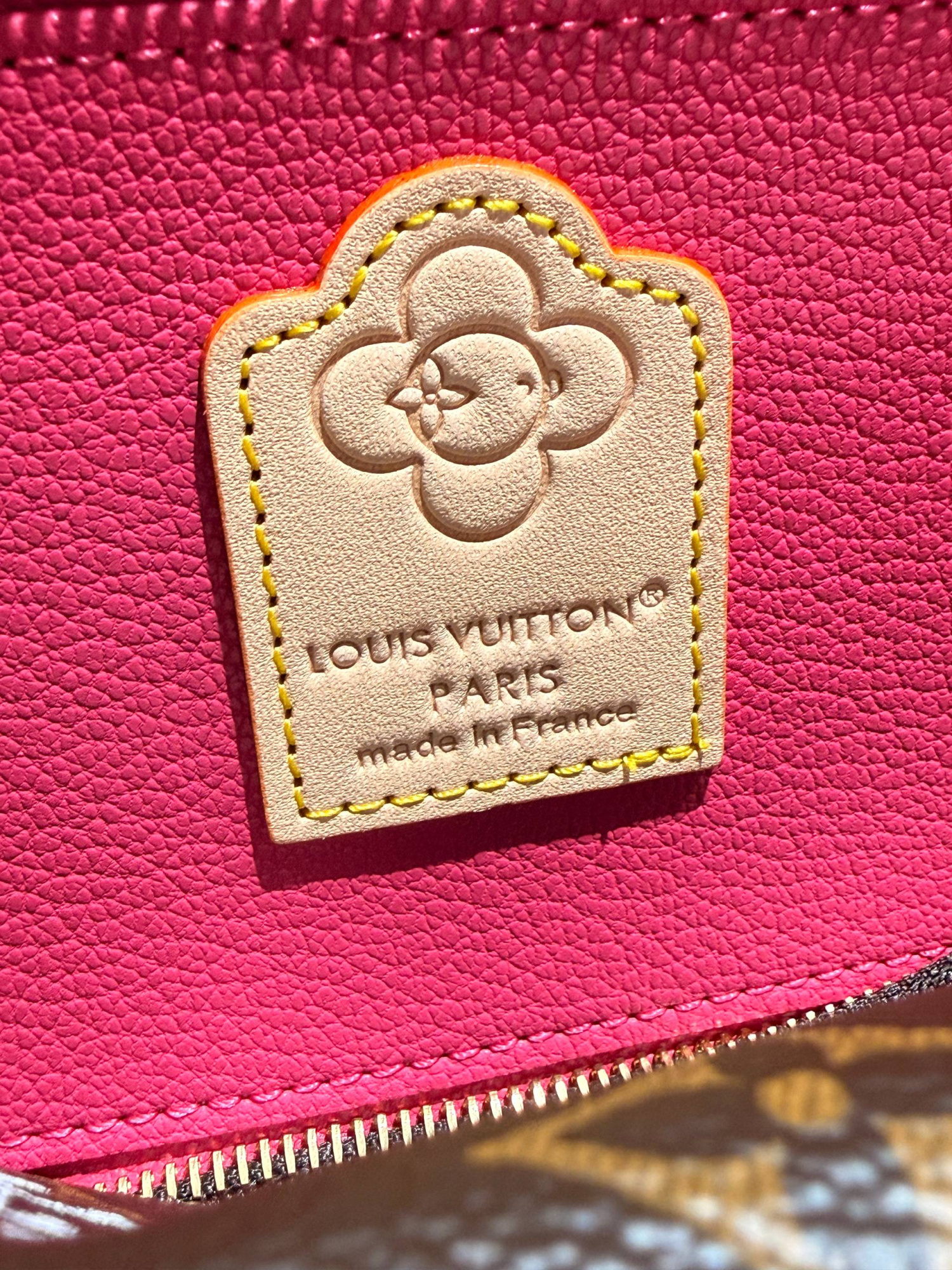 КОСМЕТИЧКА LOUIS VUITTON детальное фото