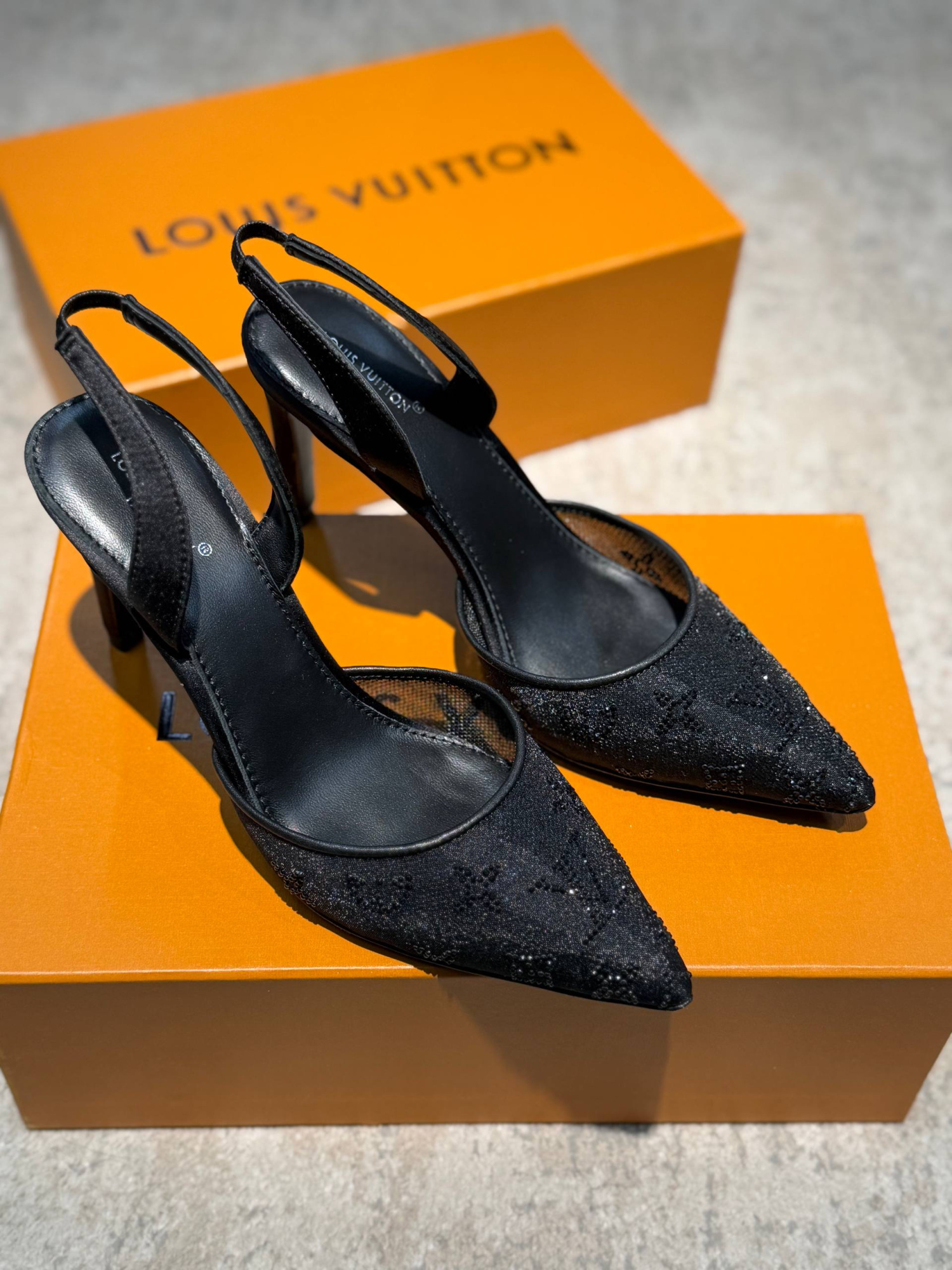 ТУФЛИ LOUIS VUITTON детальное фото