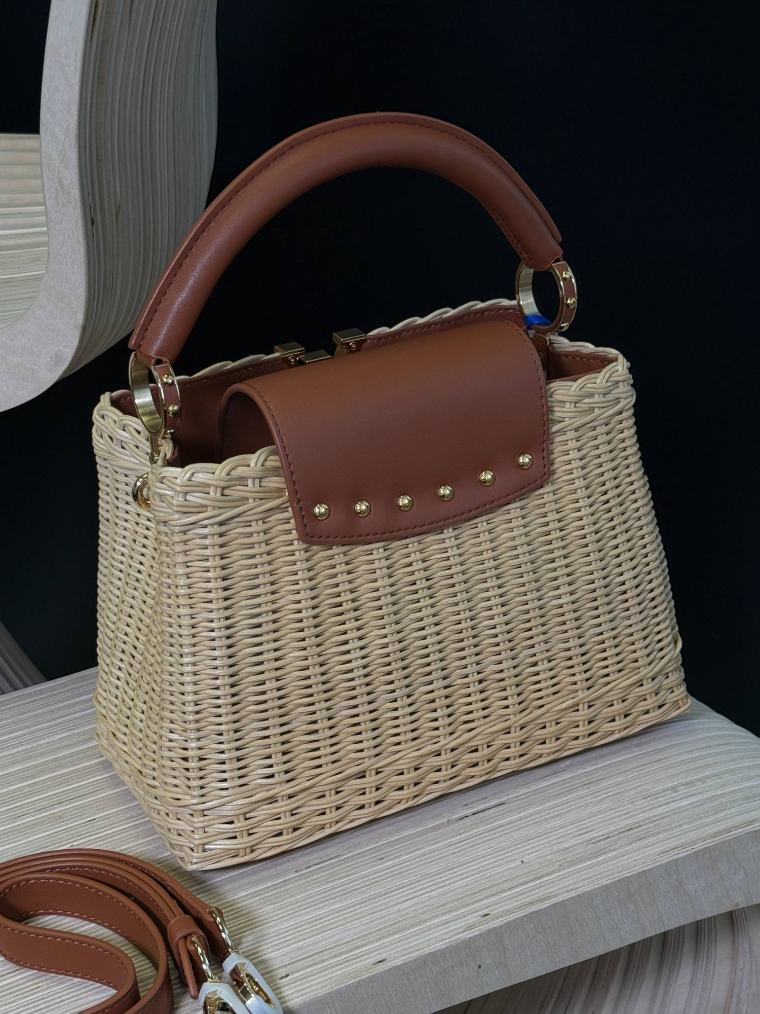 СУМКА LOUIS VUITTON детальное фото