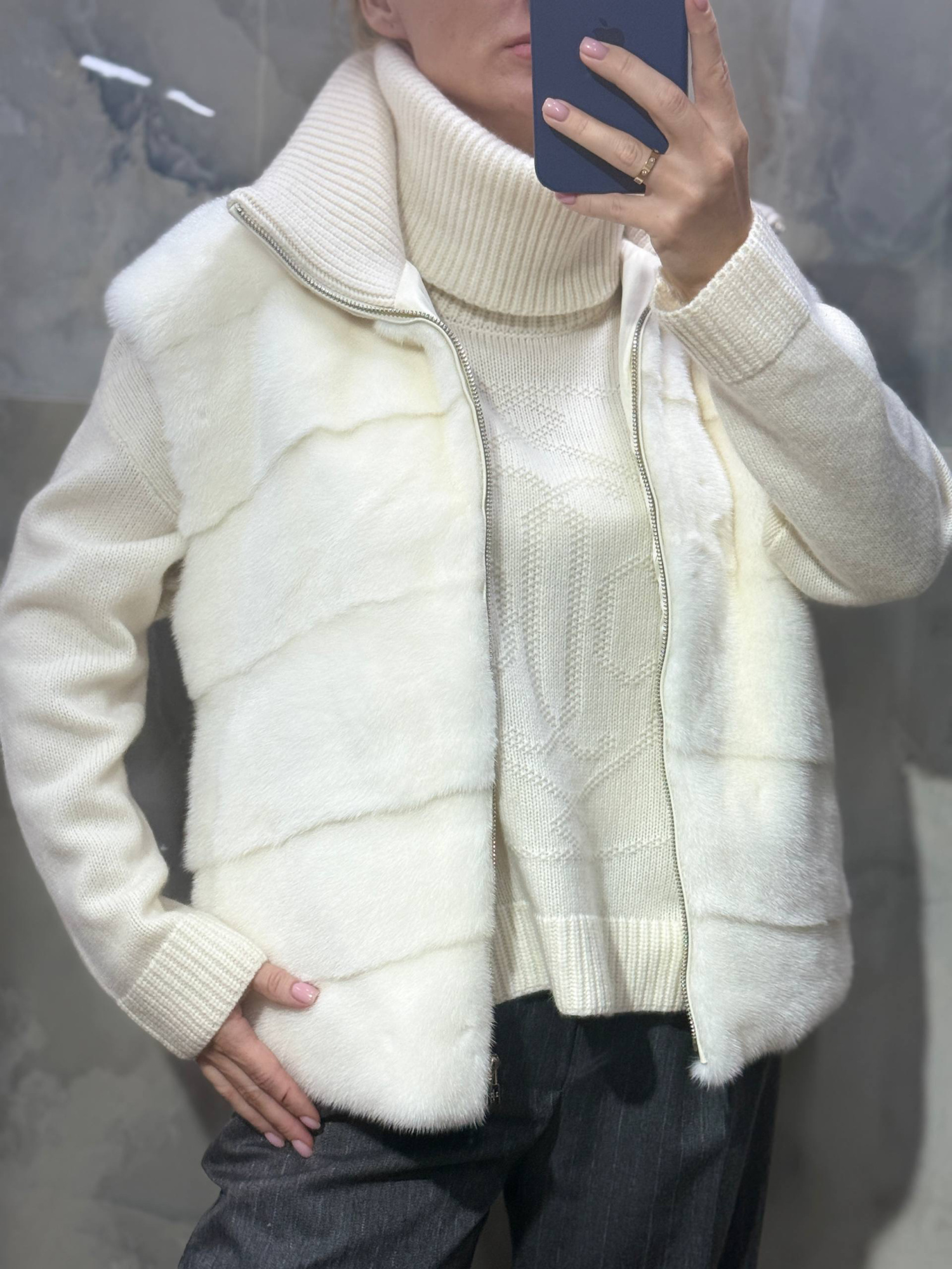 ЖИЛЕТ LORO PIANA детальное фото