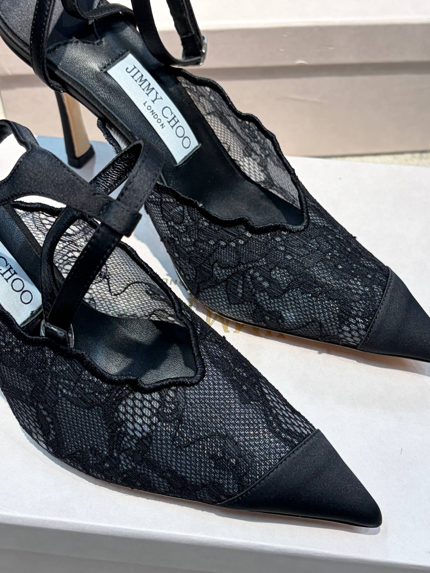 ТУФЛИ JIMMY CHOO детальное фото