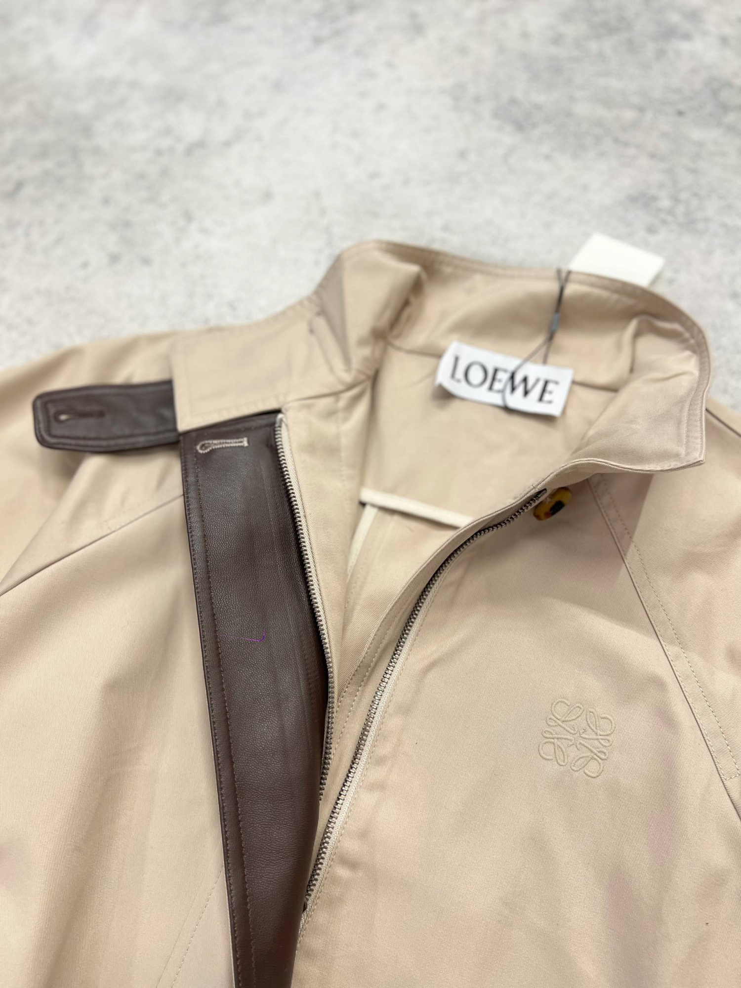ВЕТРОВКА LOEWE детальное фото
