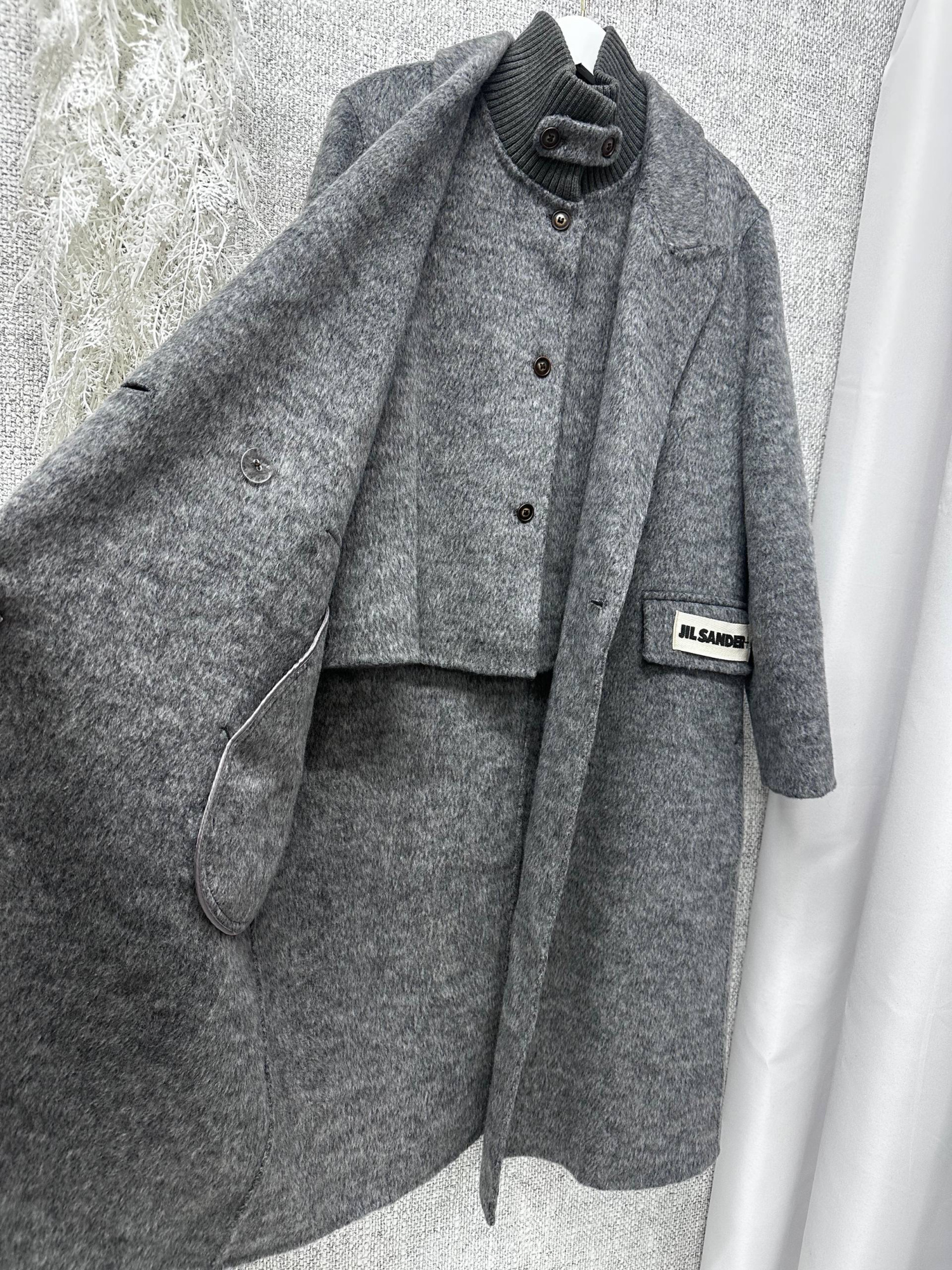 ПАЛЬТО JIL SANDER детальное фото